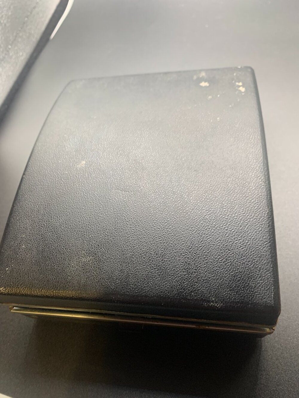 A Vintage Men's Remington Lektro Blade 6 Razor